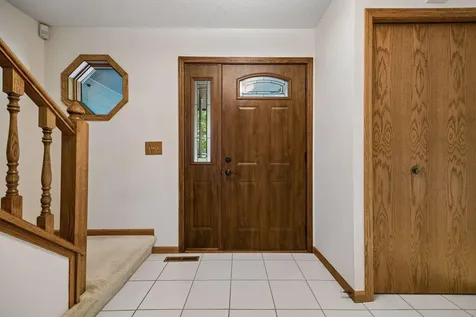 8290 W Lake Court Chanhassen MN 55317