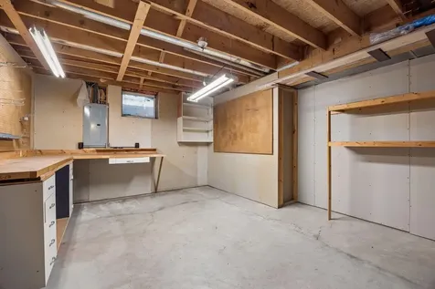 8290 W Lake Court Chanhassen MN 55317