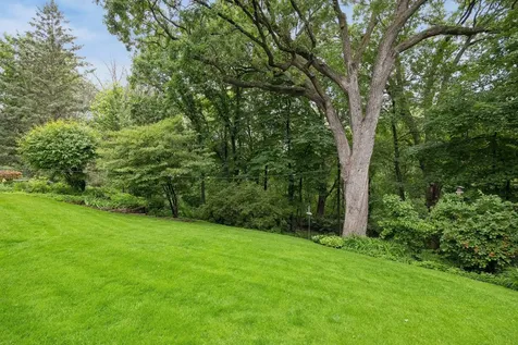 8290 W Lake Court Chanhassen MN 55317