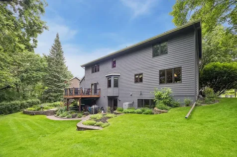 8290 W Lake Court Chanhassen MN 55317