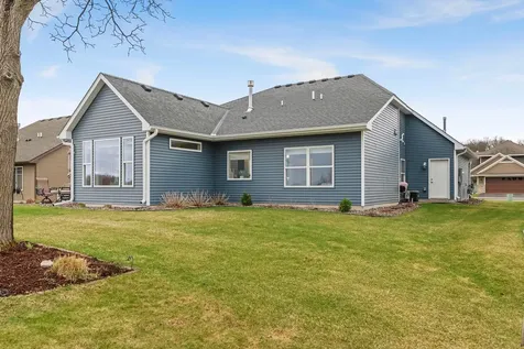 25407 Farmstead Lane Wyoming MN 55092