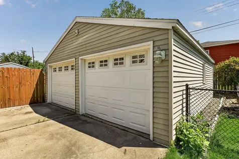 1858 23rd Street NW Rochester MN 55901