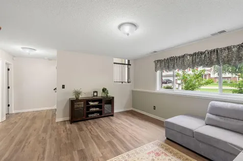 15685 Chestnut Way Rosemount MN 55068
