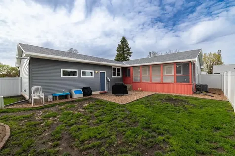 822 W Chandler Street Arlington MN 55307