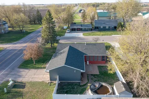 822 W Chandler Street Arlington MN 55307