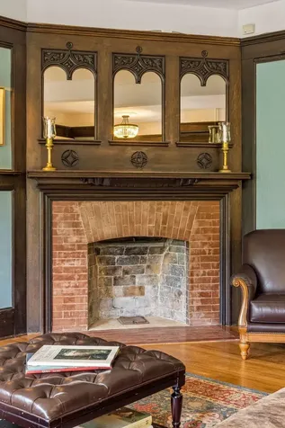 502 Grand Hill Saint Paul MN 55102