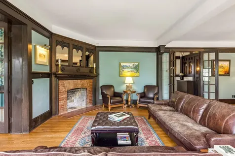 502 Grand Hill Saint Paul MN 55102