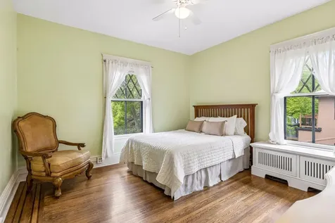 502 Grand Hill Saint Paul MN 55102