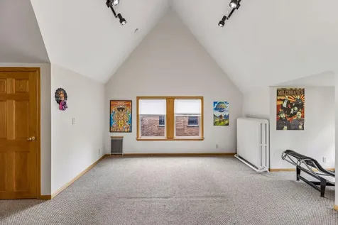 502 Grand Hill Saint Paul MN 55102