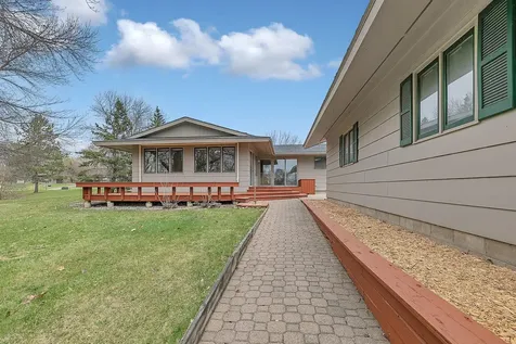 3604 Crestwood Drive NE Alexandria MN 56308