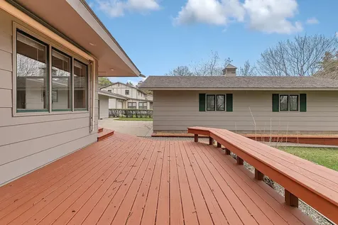 3604 Crestwood Drive NE Alexandria MN 56308