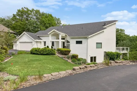 4854 Four Seasons Court Eagan MN 55122