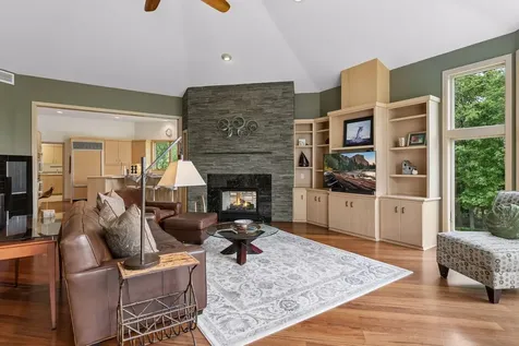 4854 Four Seasons Court Eagan MN 55122