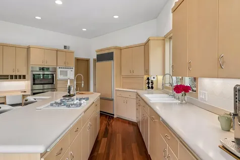 4854 Four Seasons Court Eagan MN 55122