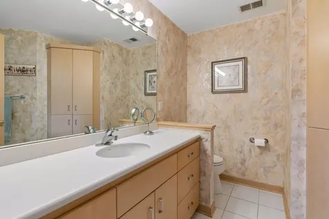 4854 Four Seasons Court Eagan MN 55122