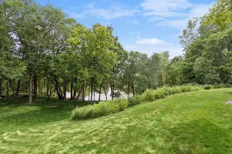 4854 Four Seasons Court Eagan MN 55122
