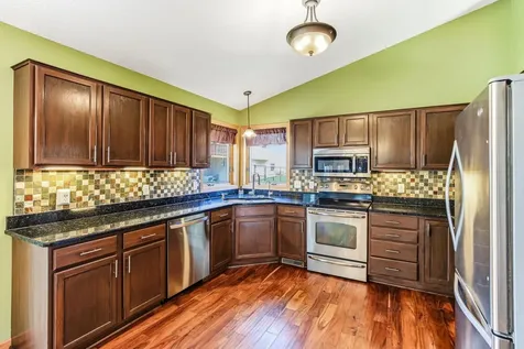 2445 Schaller Drive E Maplewood MN 55119