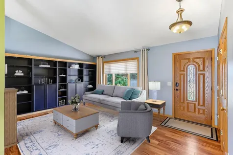 2445 Schaller Drive E Maplewood MN 55119