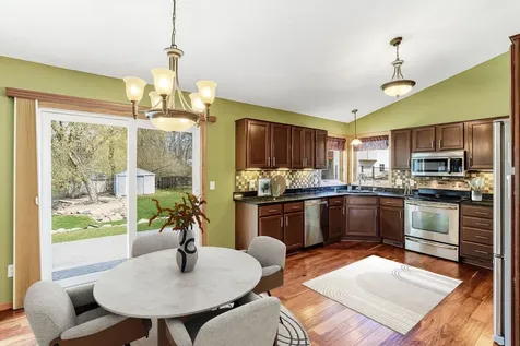 2445 Schaller Drive E Maplewood MN 55119