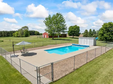 4141 90th Street NW Oronoco MN 55960