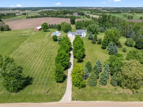 4141 90th Street NW Oronoco MN 55960