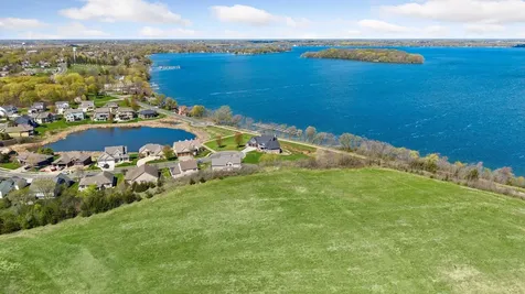 854 Beach Road Waconia MN 55387