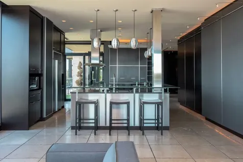 1805 W Lake Street Minneapolis MN 55408