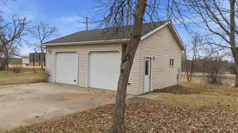 327 2nd Street NE Barnesville MN 56514