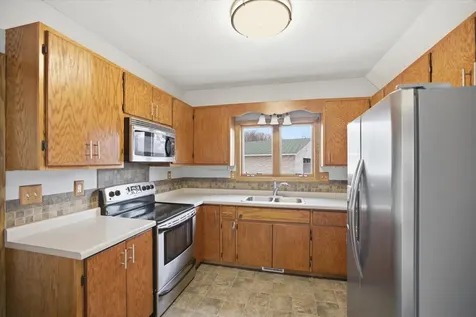 327 2nd Street NE Barnesville MN 56514