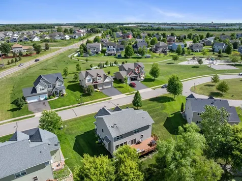 19564 Prairieview Drive S Rogers MN 55374