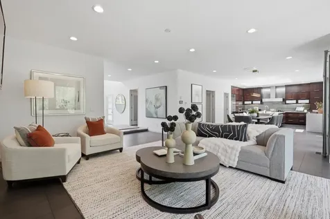 2229 Wall Street Eagan MN 55122