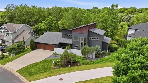 2229 Wall Street Eagan MN 55122
