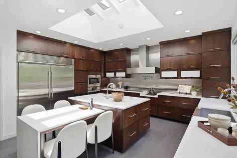2229 Wall Street Eagan MN 55122