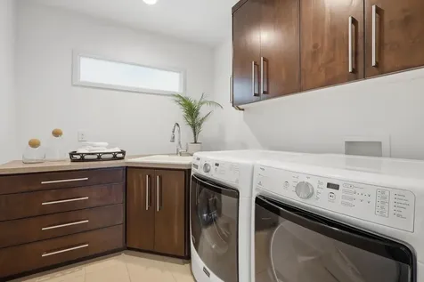 2229 Wall Street Eagan MN 55122