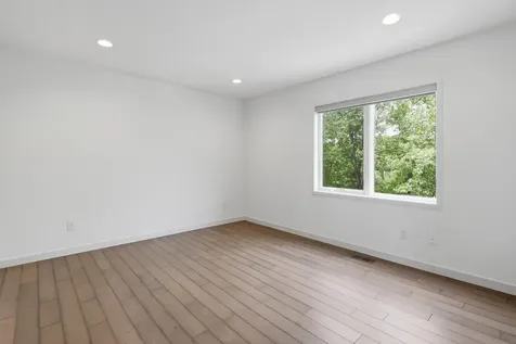 2229 Wall Street Eagan MN 55122