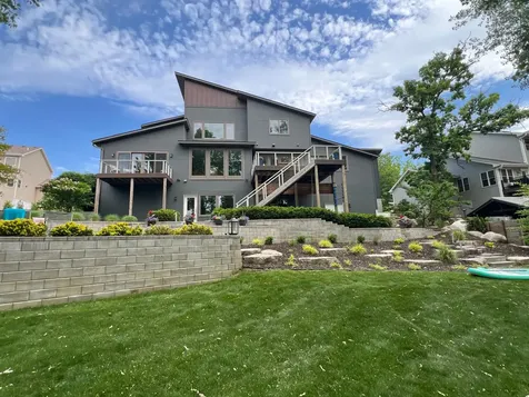 2229 Wall Street Eagan MN 55122