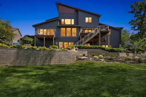 2229 Wall Street Eagan MN 55122