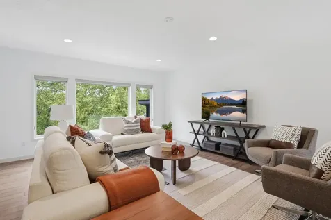 2229 Wall Street Eagan MN 55122