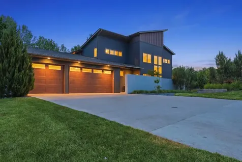 2229 Wall Street Eagan MN 55122