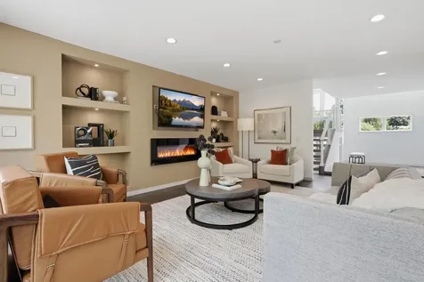 2229 Wall Street Eagan MN 55122