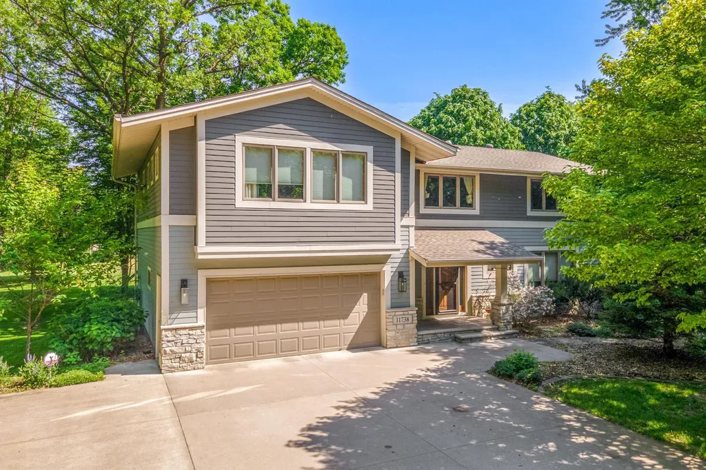 11738 Gentilly Road Maple Grove MN 55369
