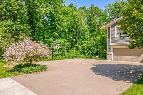11738 Gentilly Road Maple Grove MN 55369