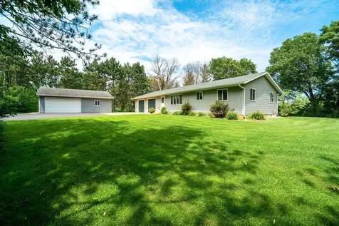 4437 Old Wells Road Eau Claire WI 54703