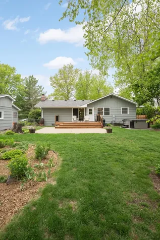 3523 Comet Lane Minnetonka MN 55345