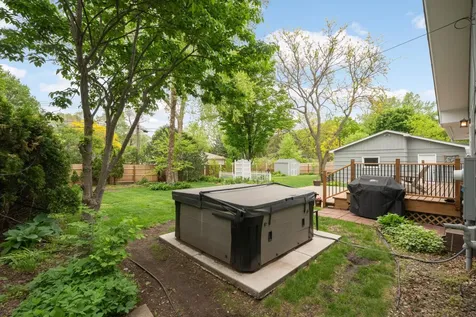 3523 Comet Lane Minnetonka MN 55345