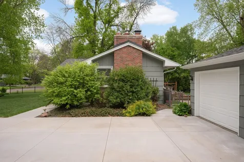 3523 Comet Lane Minnetonka MN 55345