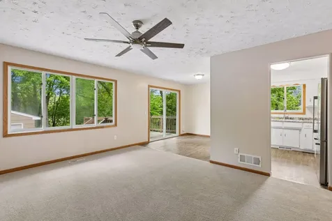 112 Mcgregor Avenue N Mahtomedi MN 55115
