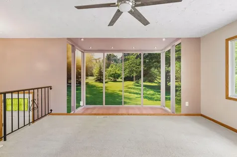112 Mcgregor Avenue N Mahtomedi MN 55115