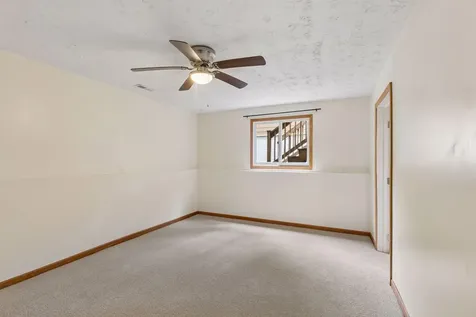 112 Mcgregor Avenue N Mahtomedi MN 55115
