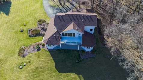 E5110 Interlachen Boulevard Eleva WI 54738